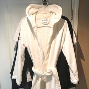 Lacoste Women 100% Cotton white Hoodie Short Robe